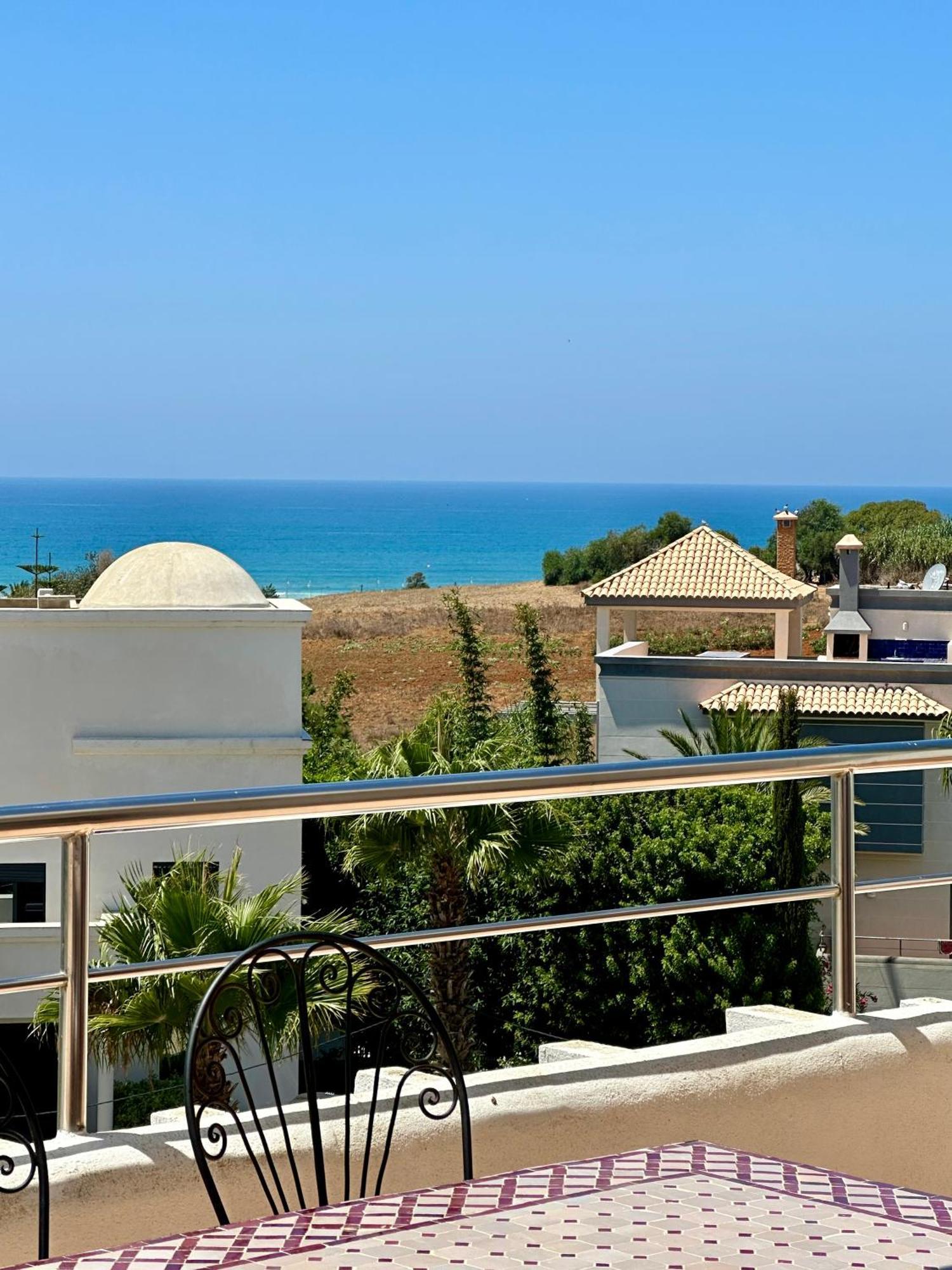 Asilah Vip - Haut Standing - Vue Mer - Piscines - Plage A 5 Minute - Garage Privee - Acces Pmr Exterior foto